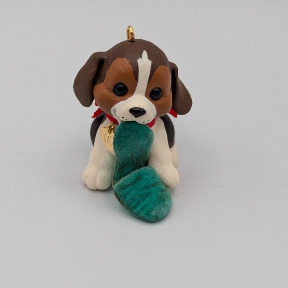 Hallmark Keepsake Puppy Love 1997, 7th in the Puppy Love Series, Ornament - Picture 3 of 11